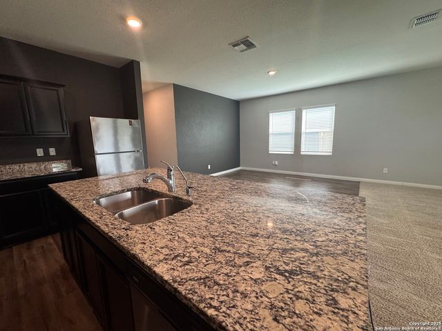 8607 Rock Mdw, Converse, TX 78109