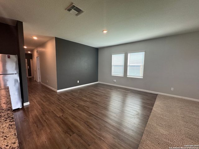 8607 Rock Mdw, Converse, TX 78109