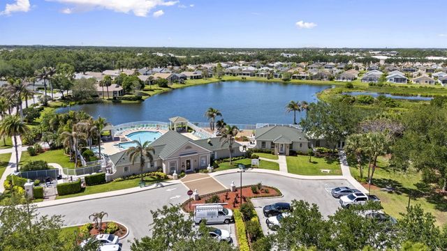 612 SW Indian Key Drive, Port St. Lucie, FL 34986