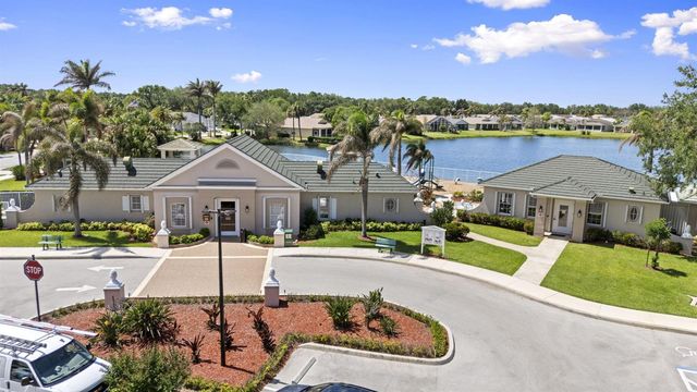 612 SW Indian Key Drive, Port St. Lucie, FL 34986