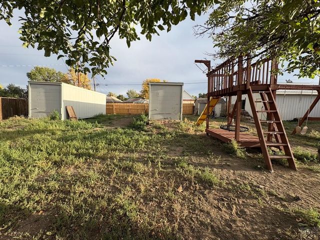 301 E 4th St, Walsenburg, CO 81089