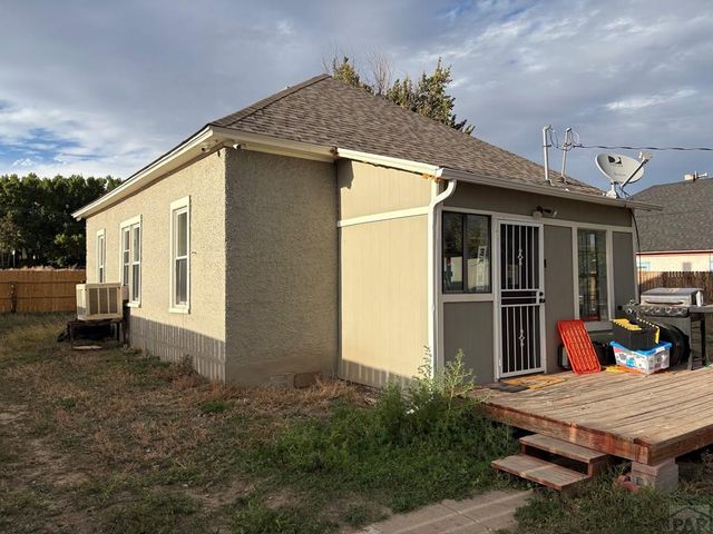 301 E 4th St, Walsenburg, CO 81089