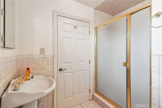 6608 Arlington Avenue, Los Angeles, CA 90043