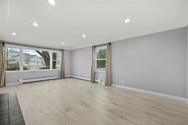 616 Lakeshore Drive, Cadillac, MI 49601