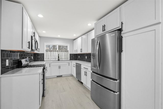 616 Lakeshore Drive, Cadillac, MI 49601