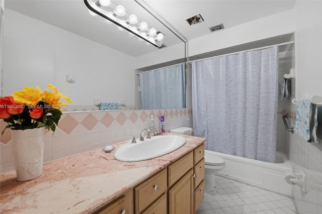 12702 SW 113th Ln, Miami, FL 33186