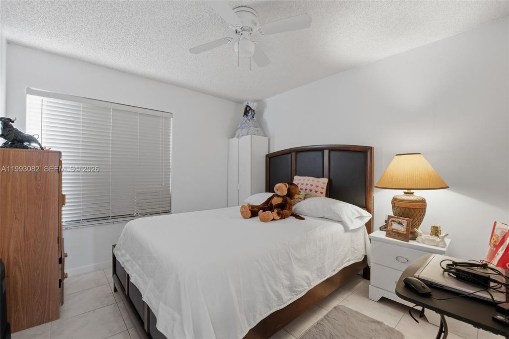 Image 22 of property listing at 12702 SW 113th Ln, Miami, FL 33186