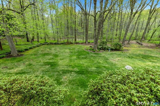 15 Limestone Terrace, Ridgefield, CT 06877
