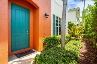250 SW 7th Ct, Pompano Beach, FL 33060