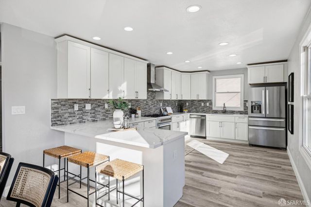 696 22nd Avenue, San Francisco, CA 94121