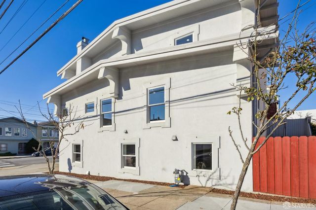 696 22nd Avenue, San Francisco, CA 94121