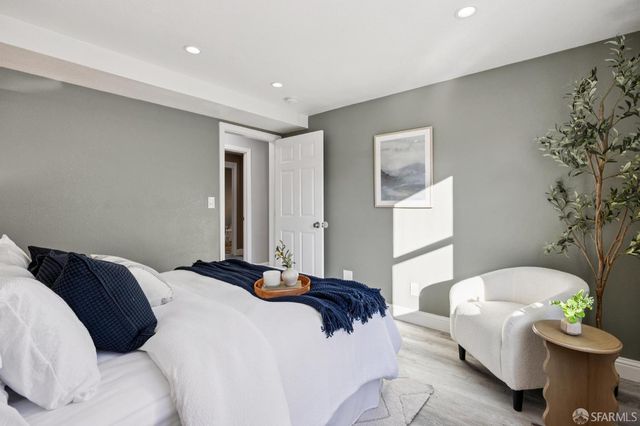 696 22nd Avenue, San Francisco, CA 94121