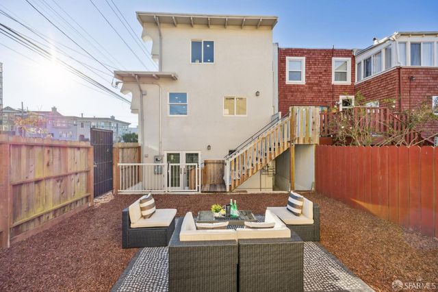 696 22nd Avenue, San Francisco, CA 94121