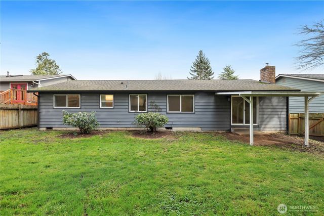 3620 201st Place SW, Lynnwood, WA 98036