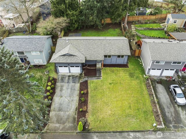 3620 201st Place SW, Lynnwood, WA 98036