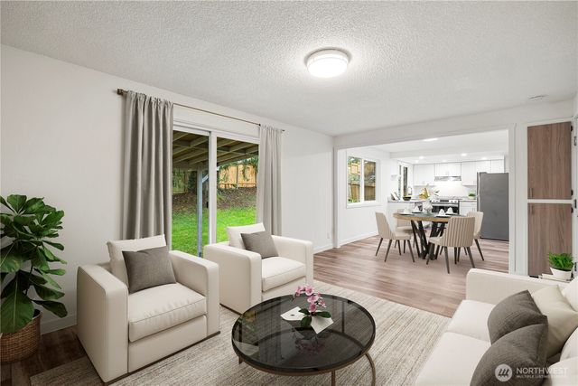 3620 201st Place SW, Lynnwood, WA 98036