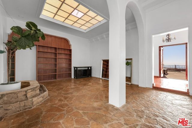 8334 Marmont Lane, Los Angeles, CA 90069