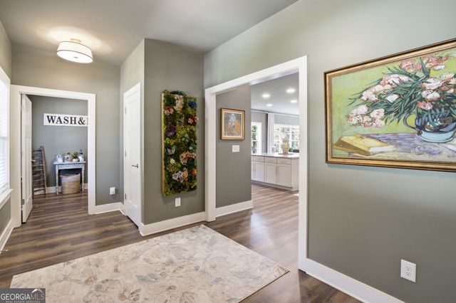 567 Crown Mountain Way, Dahlonega, GA 30533