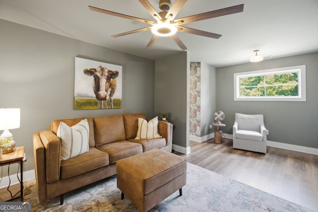 567 Crown Mountain Way, Dahlonega, GA 30533