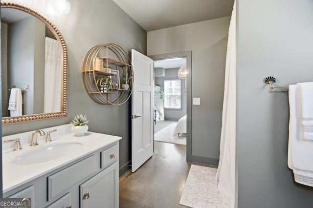 567 Crown Mountain Way, Dahlonega, GA 30533