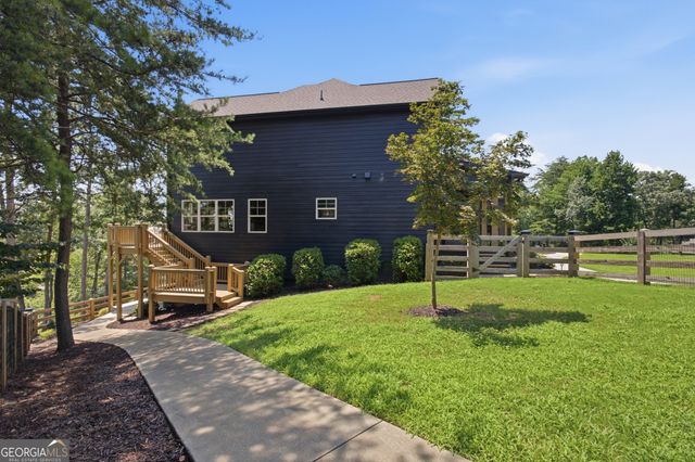 567 Crown Mountain Way, Dahlonega, GA 30533