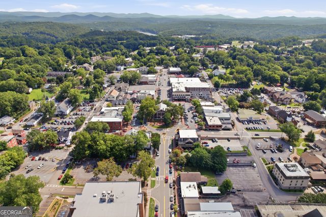 567 Crown Mountain Way, Dahlonega, GA 30533