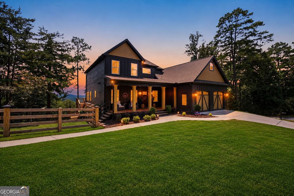567 Crown Mountain Way, Dahlonega, GA 30533