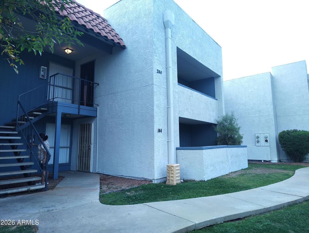 4608 W MARYLAND Avenue 144, Glendale, AZ 85301 — photo 3