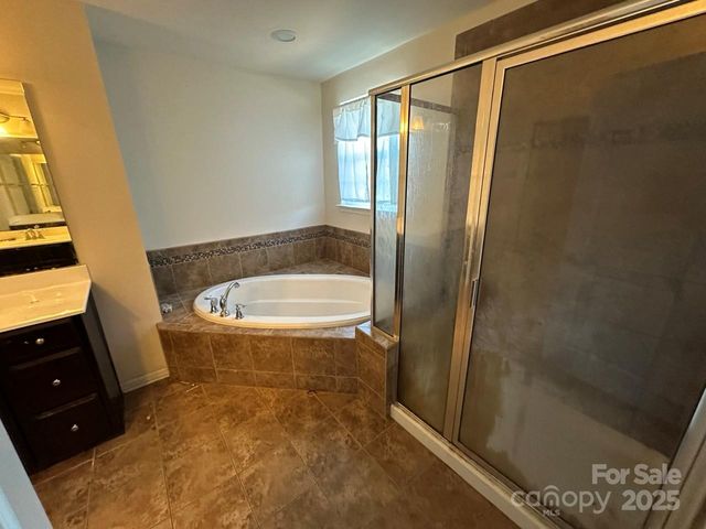 2271 Drake Mill Lane SW, Concord, NC 28025