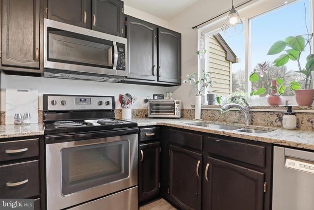 3512 HERITAGE DRIVE, York, PA 17402