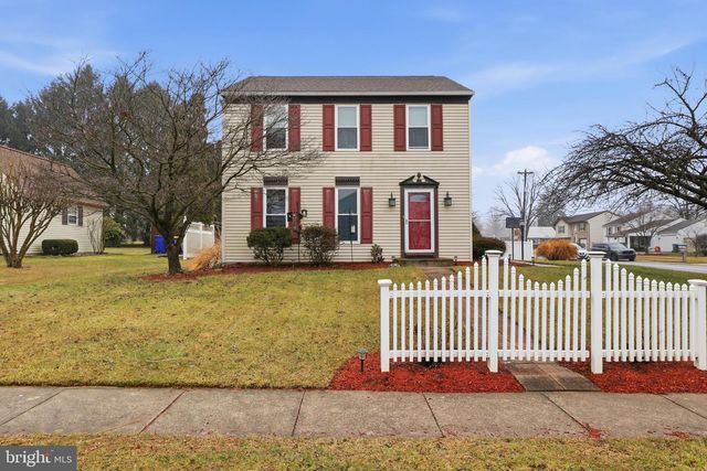 3512 HERITAGE DRIVE, York, PA 17402