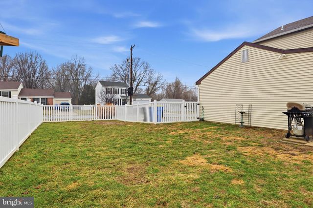 3512 HERITAGE DRIVE, York, PA 17402