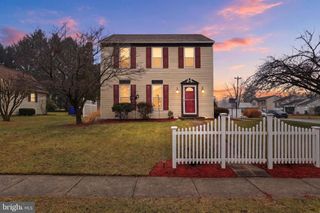 3512 HERITAGE DRIVE, York, PA 17402