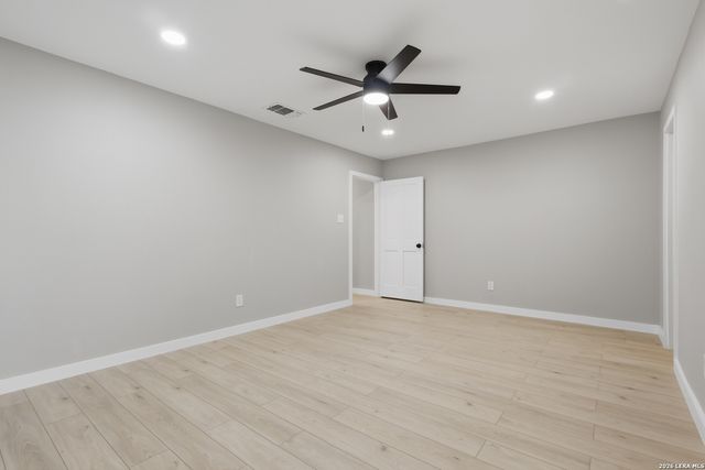 5415 GARY COOPER ST, San Antonio, TX 78240
