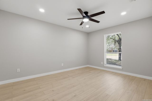 5415 GARY COOPER ST, San Antonio, TX 78240