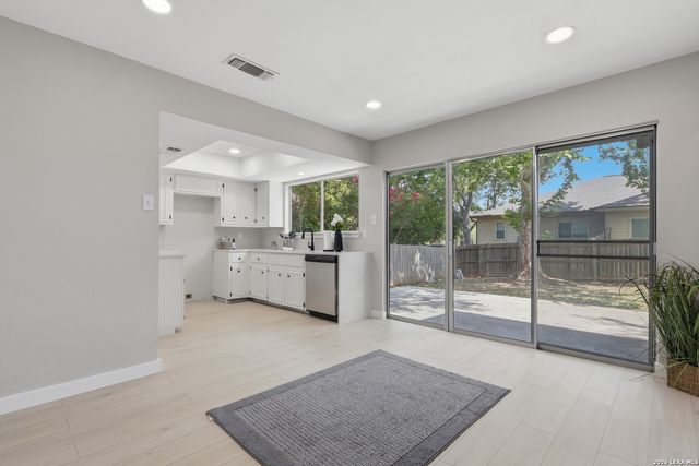 5415 GARY COOPER ST, San Antonio, TX 78240