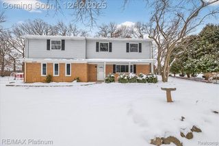 6550 Berrywood Drive, Brighton, MI 48116