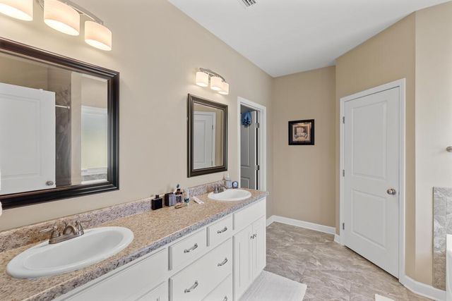 105 Orchard Park Drive, Dothan, AL 36301