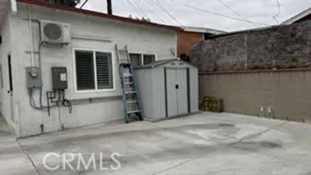 6121 Miles Avenue, Huntington Park, CA 90255