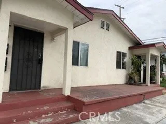 6121 Miles Avenue, Huntington Park, CA 90255