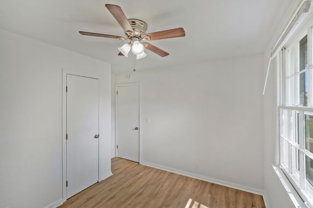 2144 W Richmond Hill Dr, Nashville, TN 37207