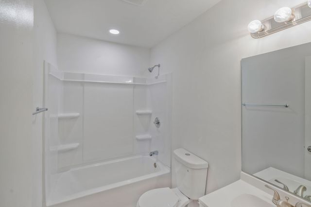 2144 W Richmond Hill Dr, Nashville, TN 37207