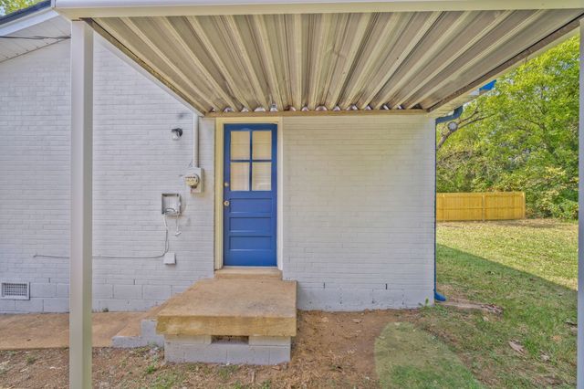 2144 W Richmond Hill Dr, Nashville, TN 37207