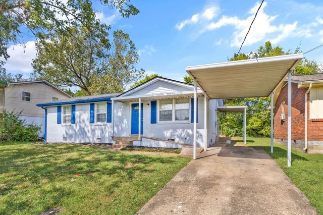 2144 W Richmond Hill Dr, Nashville, TN 37207