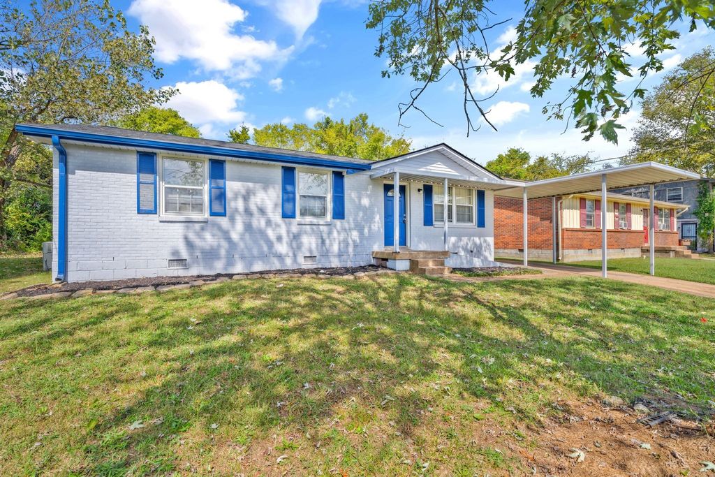 2144 W Richmond Hill Dr, Nashville, TN 37207