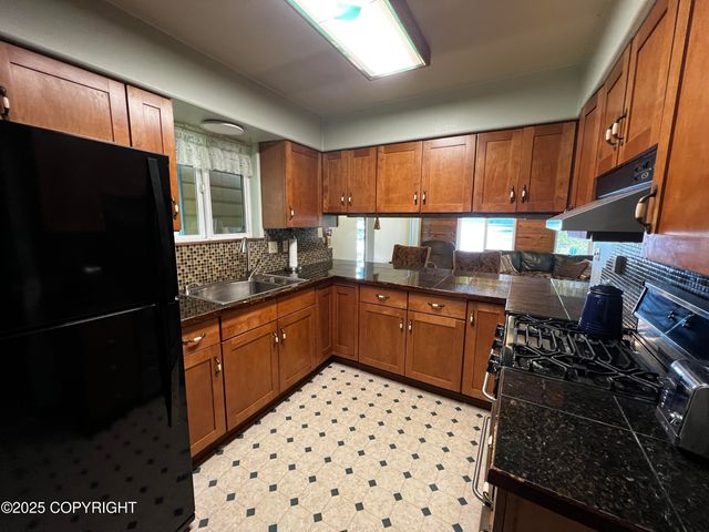 nhn Legal only, Remote, AK 99901