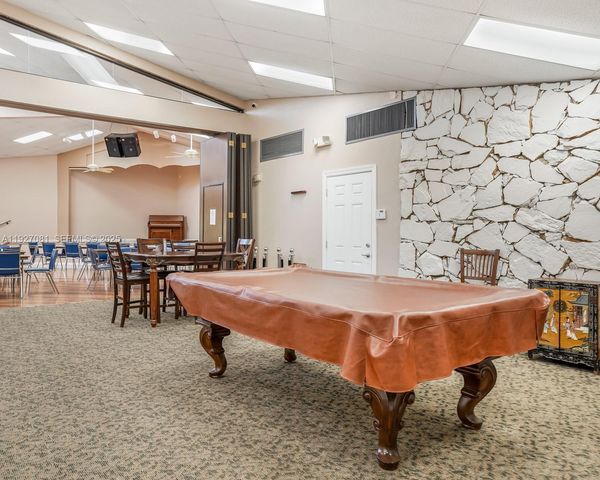 8320 Sands Point Blvd M301, Tamarac, FL 33321