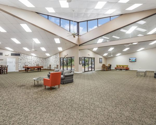 8320 Sands Point Blvd M301, Tamarac, FL 33321