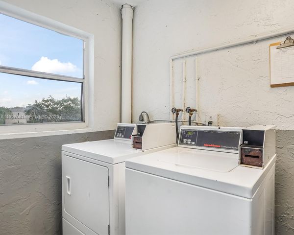 8320 Sands Point Blvd M301, Tamarac, FL 33321