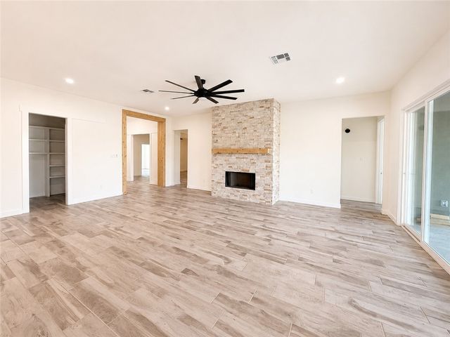 1401 Lois Chesney, Corpus Christi, TX 78415